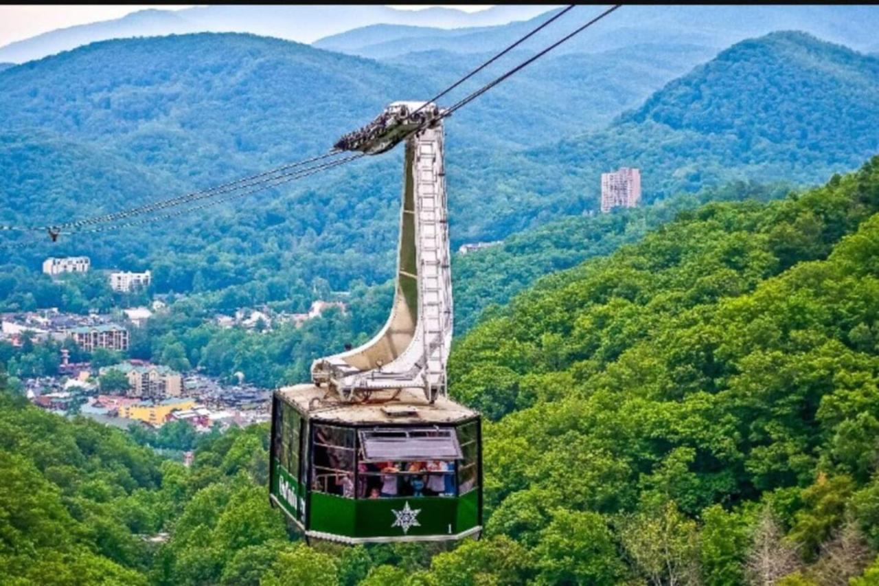 Gt307 Romantic Condo Downtown Gatlinburg & Pool Exteriör bild